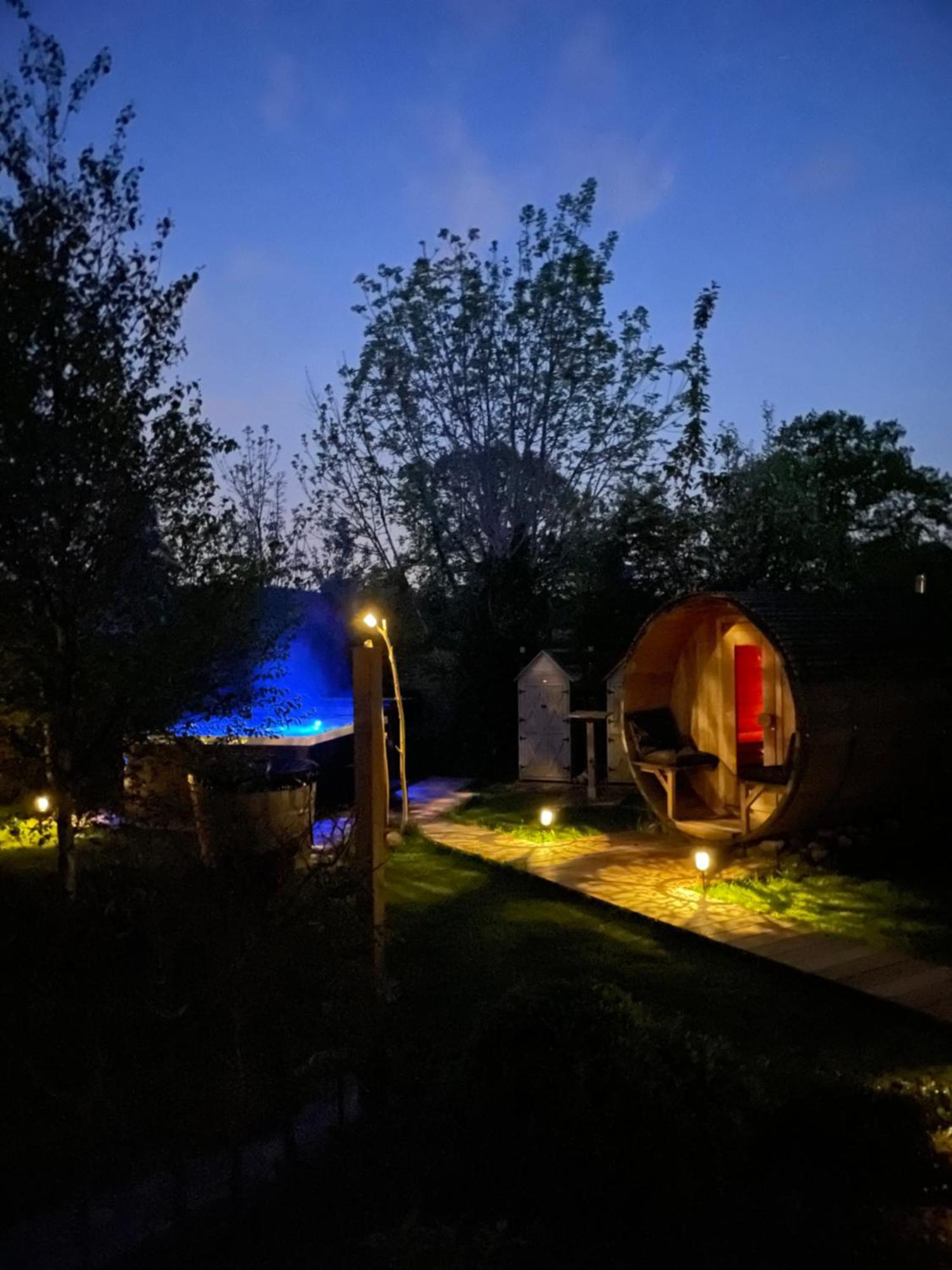 De Rode Zonnehoed Scherpenzeel  Buitenkant foto